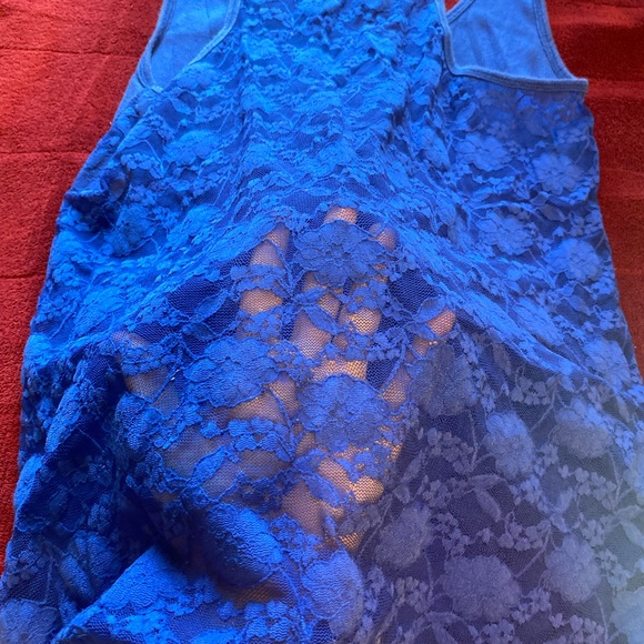 Tank top - Picture 3 of 3